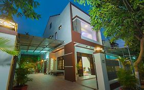 Royal Homestay